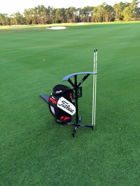 Driving Range Bag Stand -Mediterra