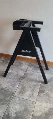 Titleist-Bag-Stands