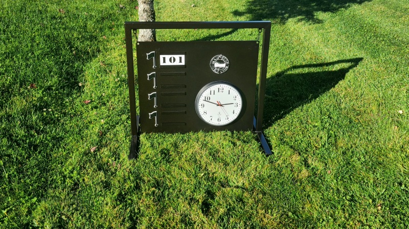 Range-Clock-Sign-Mad-River