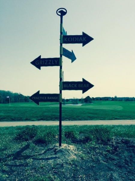 Bear Trap Dunes Directional Signs