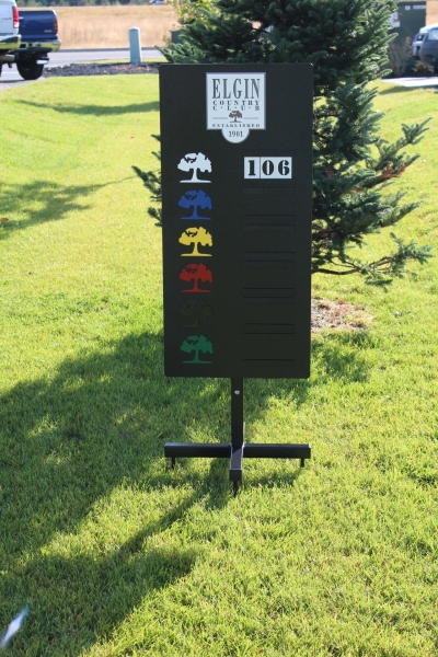 Yardage Sign on Post with X base