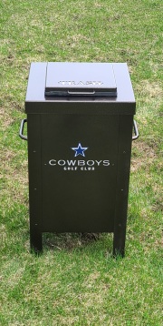 Cowboys-GC-Trash-Can-Enclosure