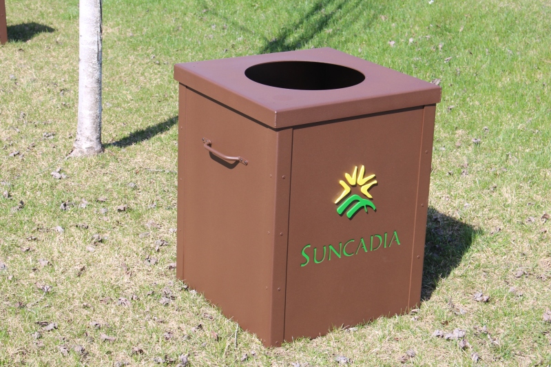 Garbage-Can-Enclosure-SUNCADIA