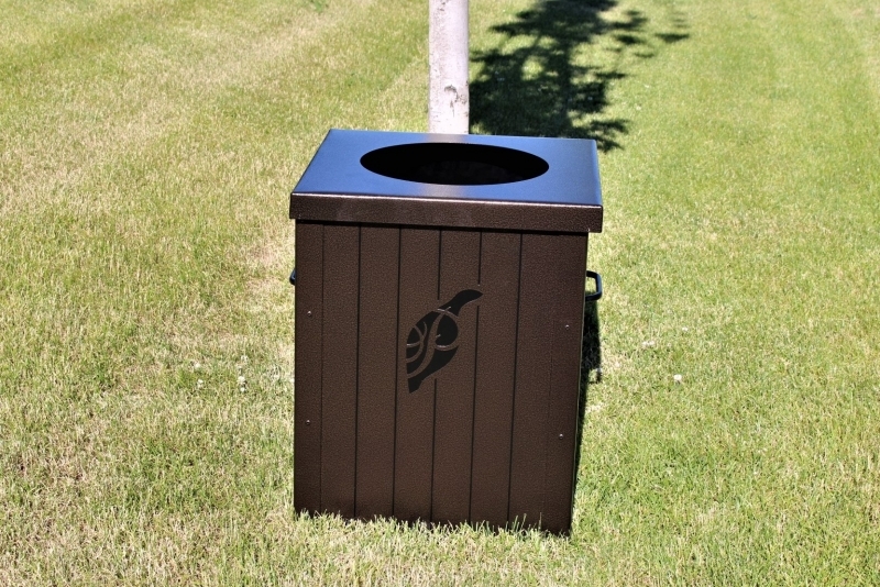 Garbage Can Enclosures TEAK -Ptarmigan