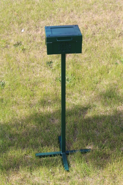 SCORECARD BOX WITH STAND