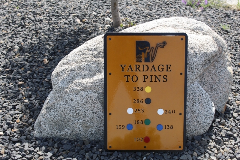 Yardage to the Pins Sign -Rockwind