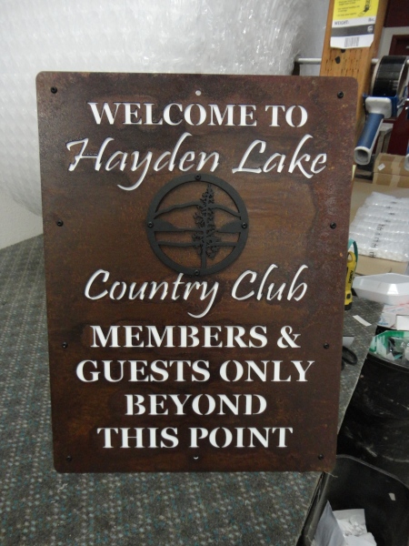 hayden-members-sign