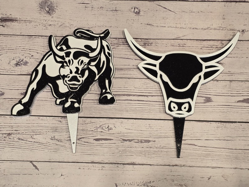 Isleworth-Bull-Tee-Markers