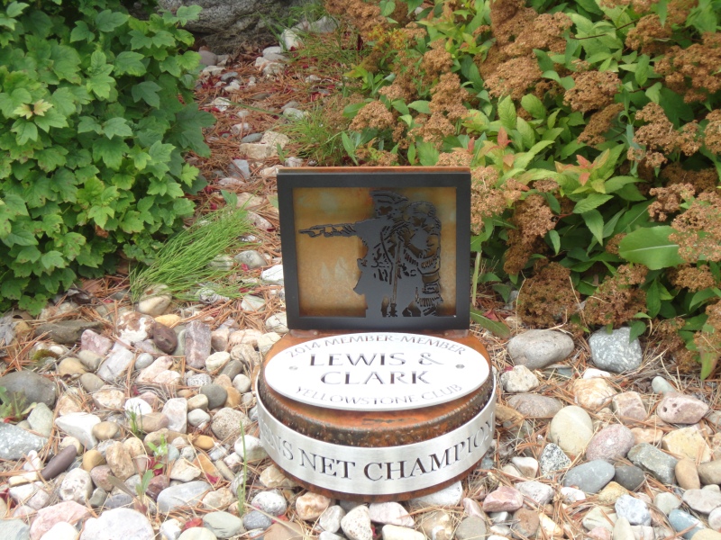 custom-golf-trophy-yellowstone