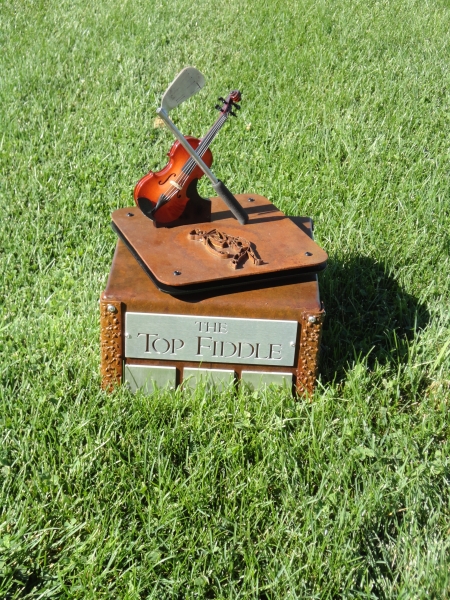 custom-perpetual-trophy-fiddlers-elbow