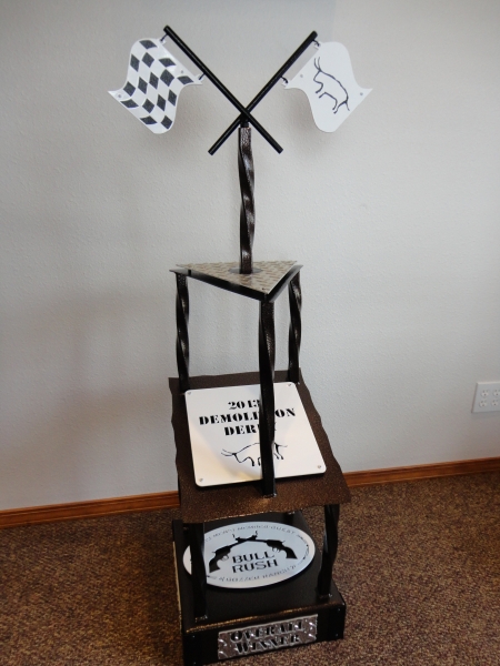 giant-demolition-derby-trophy