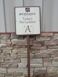 1st Tee Pin Location Sign